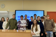 9095E7A2-FAC6-49FA-8841-D7C88056A77C